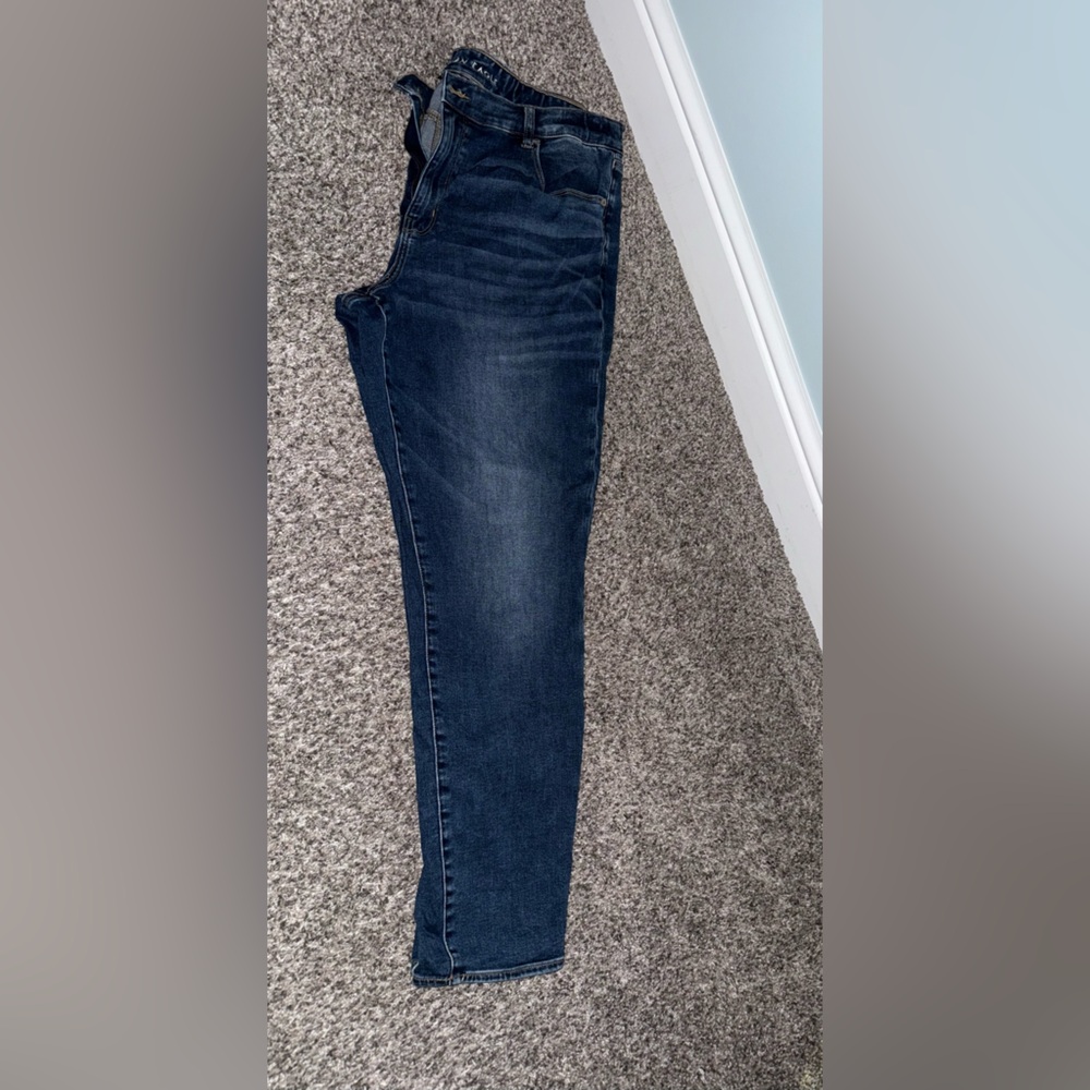 America Eagle Woman’s Hi- Rise Skinny Jeans size 20 Long